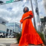 Emilia Ceballos Instagram - Los diseños de @julianramirezdesigns son hermosos para una ciudad como #miami 🇺🇸 Tu talento es maravilloso ! Las invito a conocer sus diseños ! Los amarán ! #decolombiaparaelmundo🇨🇴 Te quiero #miami #fashionweek #modacolombiana #fashionstyle