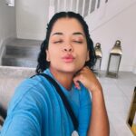Emilia Ceballos Instagram – Aprobado las sonrisas , la buena onda 😎! Y amar con pasión lo que haces !
Feliz martes mi gente linda ! Cómo van?