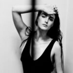 Emilia Lazo Instagram - 📸🤍 Recuerdos de bailes por Barcelona con @carlastep ✨