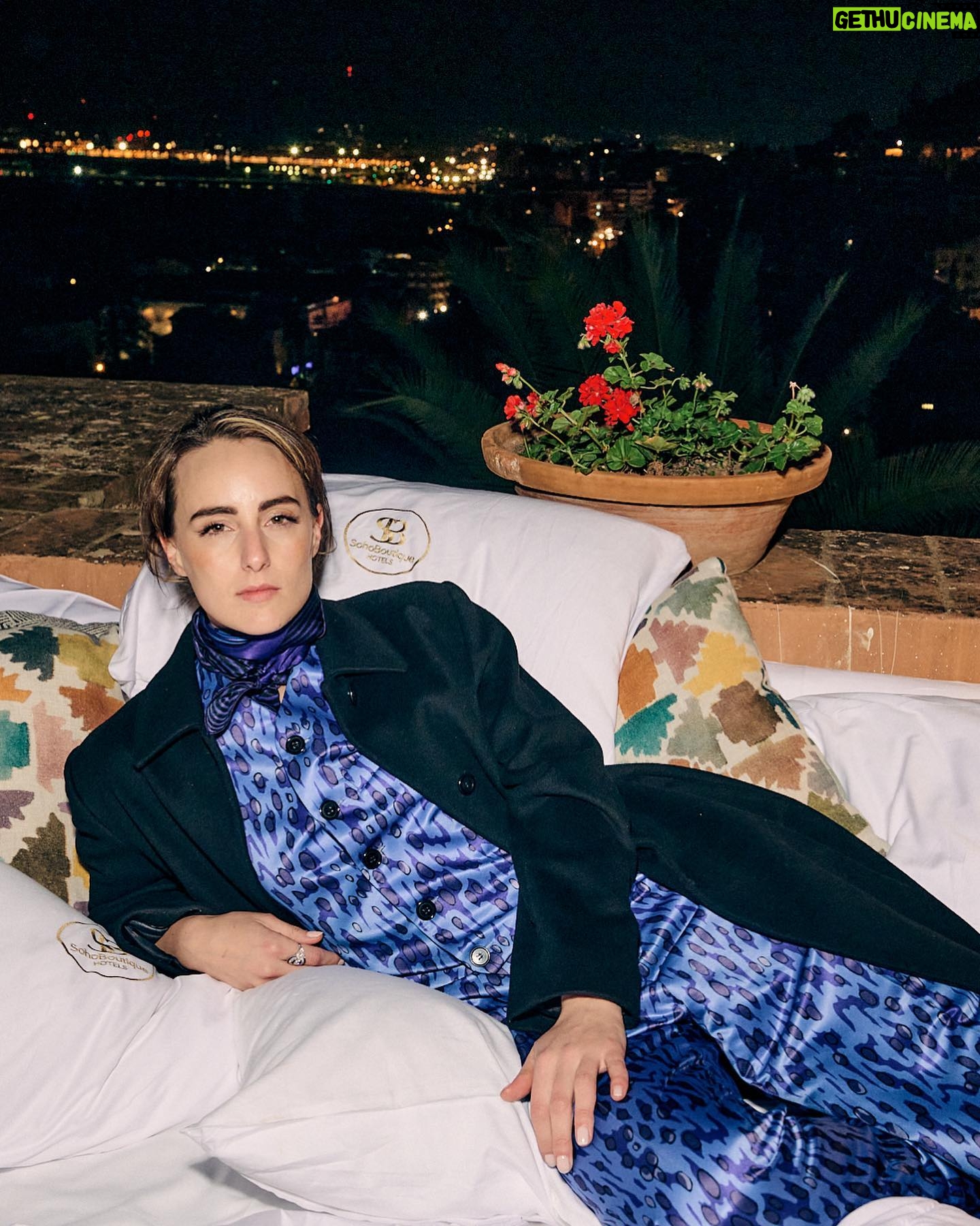 Emilia Lazo Instagram - Un encuentro con @mansconceptmenswear y @andresgarlujan en el after party del @festivalmalaga 💙