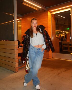 Emilia McCarthy Instagram - some highlights 🌞: 
Jon & Vinny’s with the girlies 
Beach days with Joelle & Jenny
Seeing Adriana 16 years after working together in Babel
Dear at the lake Hollywood walk