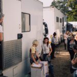 Emilia Schüle Instagram – moments on set 🌞
@canalplus #m11