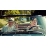 Emilia Schüle Instagram - Eins der schönsten Drehbücher, das ich je mit zum Leben erwecken durfte: „Die Vergesslichkeit der Eichhörnchen“, heute 20.15h auf @artefr @arte.tv @zieglerfilm_germany Regie: Marc Dietschreit, Nadine Heinze