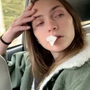 Emily Hall Instagram - Hey, how’s your week going? 

(Also hope you have a very merry Christmas from me on slide two.. oh and a special lil pearl of wisdom from my loopy ass state on slide 3. )🌲