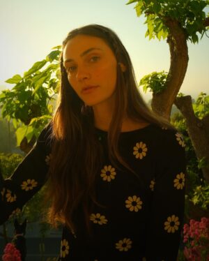 Emily Hall Instagram - 🌼 whoopsie daisy 🌼
