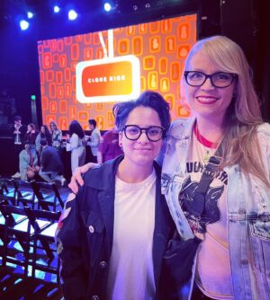 Emily Tarver Instagram - Celebrating @viccimartinez and the entire #clonehigh fam at the premiere last night in LA :) Vic voices Frida Kahlo and the show is so so good. Premieres 5/23 on @hbomax ❤️‍🔥