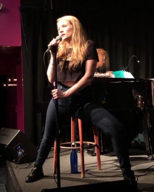 Emily Tarver Instagram - #tbt to live performances, lunging in public and general togetherness. Stay safe y’all!