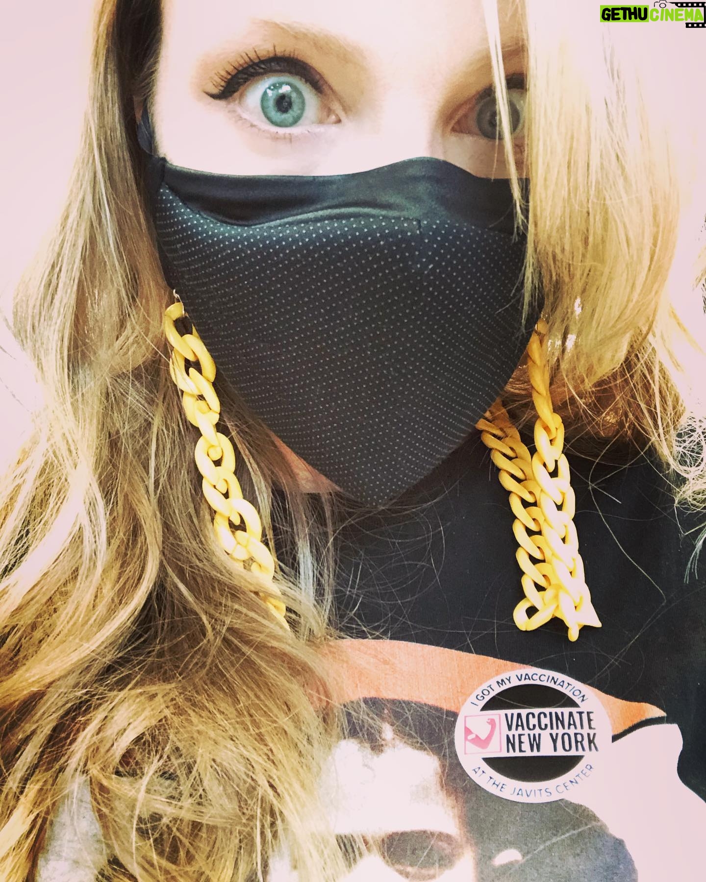 Emily Tarver - 4.2K Likes - I did it! I was scared. I cried! Shots scare me...not the pain, just the concept of injection. Something being pushed under my skin into my body. FREAKS ME OUT. Also, it’s EMOTIONAL. So many people gone. I hope for healing and I hope for hope. Taking the train home with no mask y’all!!! JK I love you bye!