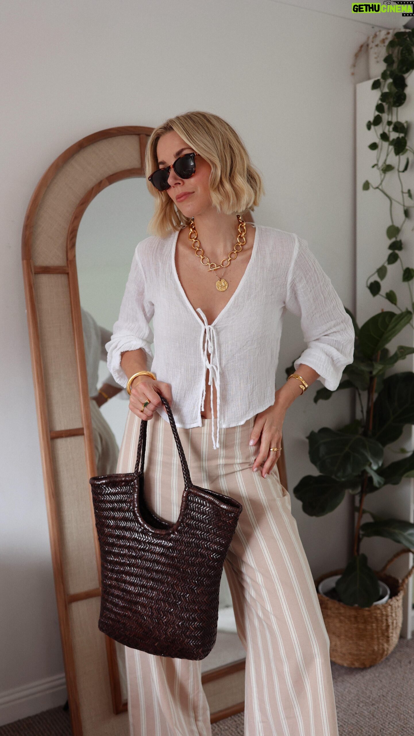 Emily Tierney - 3 Likes - I kinda look like I could be the 4th member of Hanson… 💁🏼♀️What a tune 🎶 Oh the memories it brings back! The sun’s shining here this morning so the linen trousers are out and this pair are dreamy 🤍 outfit links on stories & in my bio *some P R