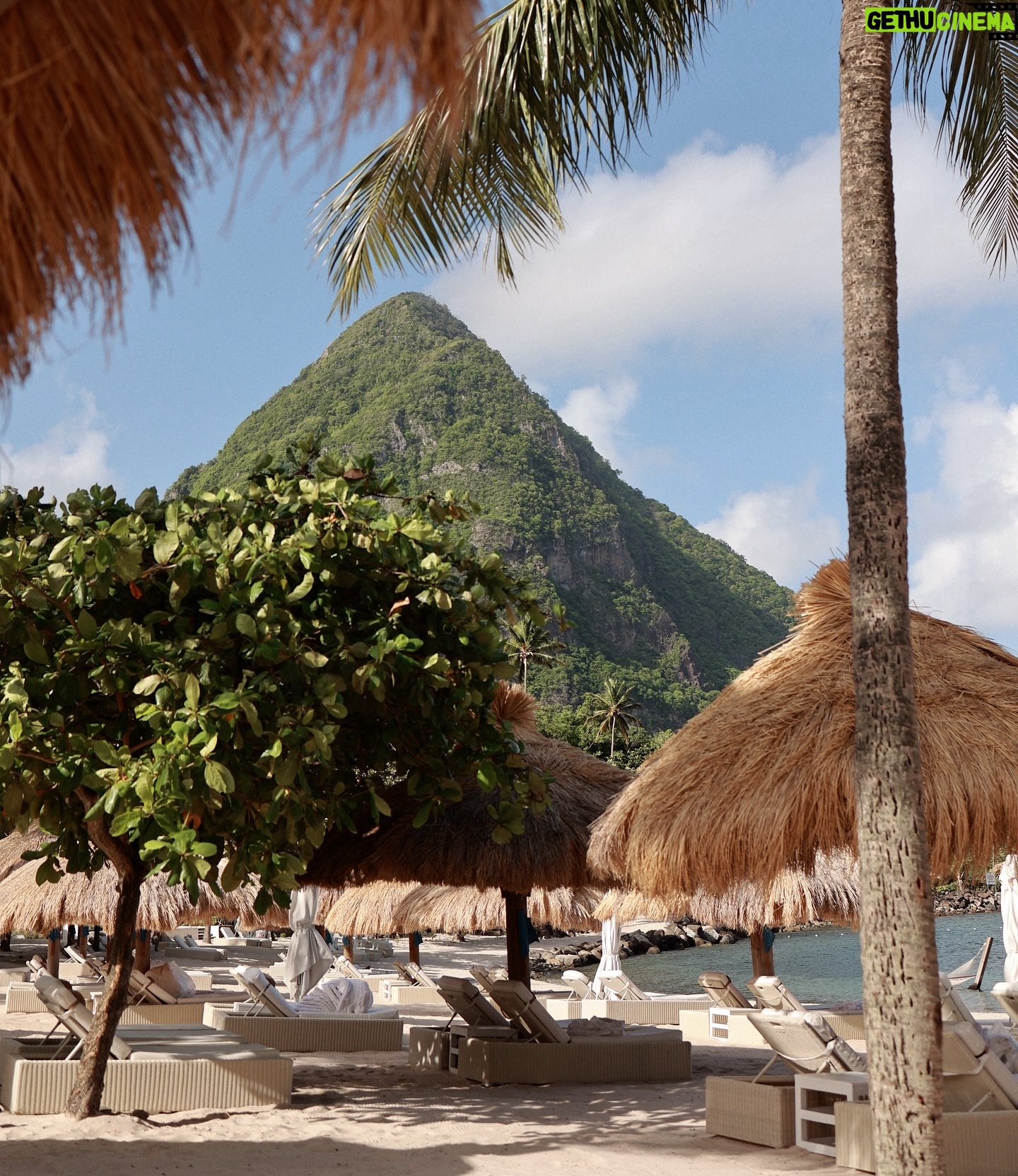 Emily Tierney - 3 Likes - Gave up on waiting for British summer to arrive and hopped on a plane to paradise @sugarbeachviceroy 🌴
📍 @sugarbeachviceroy A D / P R
#sugarbeach #sugarbeachviceroy #viceroy #beautifuldestinations #saintlucia
📷 @samjedwards