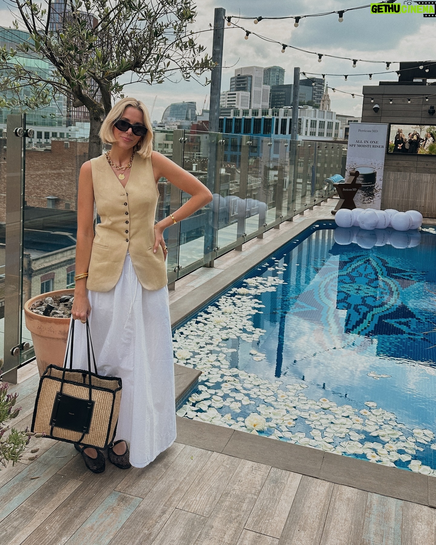 Emily Tierney - 3 Likes - Which is your favourite look from the last week? Ready to hop on a plane and go and find summer.. I promise to bring some sunshine back ✈️🙏🏻🌞