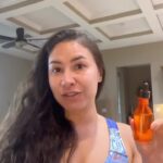 Emily Alexandra Guglielmo Instagram - 🙏🏻 You’ll thank me later ! 🛟 The best home remedy for sinus infections, swimmers ear, and all bacteria in the ear canals ! • 1 part white vinegar • 1 part white rubbing alcohol #swimmersear #rubbingalcohol #whitevinegar #earinfection #sinusinfection #sinusrelief