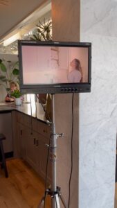 Emily Alexandra Guglielmo Instagram - 🎬 Onset with @sullivan.productions 🎥 Really fun to shoot this and see @sullyontv on set #hsn #homeproduct #clothproduct #actorintampa #sullivan #sully #sullivanproductions