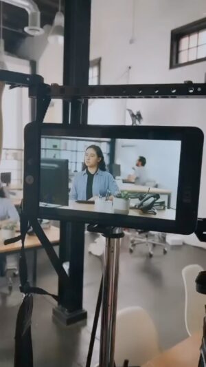Emily Alexandra Guglielmo Instagram - 🎬 @companymanstudios ~ They are so amazing to work with !! 

Thank you Katie for booking me @sevenmodel 

🚨 If you’ve seen this commercial ~ Please Share with me!

🎥 Crazy how many commercials I do and never get to see them… 

Comment below  if you feel me !! Lol ! 

#newfriends #onset #actorlife #workingactor #professionalactor #professionalactress #fulltimeactor #fulltimemodel #professionalmodel
