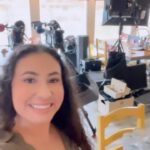 Emily Alexandra Guglielmo Instagram - 🎥 another one in the books ~ 🎬 @bahamabreezeislandgrille 💄 @emilyalexandracosmetics ✔️ Thank you @frontrunnercasting for booking me #bahamabreeze #frontrunnercasting #frontrunner #actor #commercial #orlando