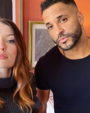Emily Browning Instagram - American Gods European press tour DONE!*
Here, have some pictures.
.
.
.

Round One: Laaahndaan! 
Felt priddy cyute for the duration but I take no credit for it... It takes a village.

Big thanks to the London Village: @karlawelchstylist @marywilesmakeup @carlosferraz_ *K it was actually done like 3 days ago but I’m really slow with this insta business 😅