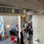 Emily Chan Instagram - 在跟一個人建立關係的時候 都在替彼此的故事留下一筆 有人的故事爛尾 有人的故事像電視劇怎樣都演不完 有人的故事還沒完成作者已消失 愛一個人是歸零 就像一圈 無論繞得多遠 都要回到原點再一起出發 原諒一個人也是一種歸零 整理各種情緒和自省 就把TA從心裡清空出來 放到另一個位置 零是什麼都沒有嗎？ 我覺得不是。 零是 I am ok now Let’s start this all over again. #emsaid #bangkok