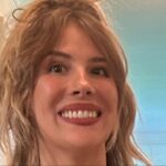 Emily Henry Instagram - 👁️💙🐑SM 💛💛💛💛💛💛💛 52 weeks for Beach Read 😭