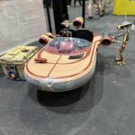 Emily Swallow Instagram - What a fantastic day @mcmcomiccon bumped into some old friends from @essexcosplayers and saw some amazing props and costumes from @imperialoutlanders My day was definitely made after getting to meet and give some ink drawings I did of some of the cast of @themandalorian including @taitfletcher and @bigeswallz who has been a great supporter of my art. It means a lot when you meet these cool people who are your heroes and they give their fans so much of their time. I was only gutted that I didn’t get a chance to see, say hello and give my ink drawings in person to @therealbrendanwayne #thisistheway #maytheforgebewithyou #themandalorian #mandalorian #starwars #mtfbwy #maytheforcebewithyou #mcmcomiccon #mcmcomicconlondon