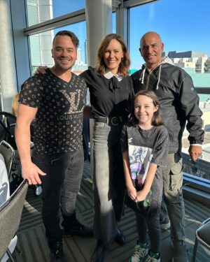 Emily Swallow Instagram - Some of my fave moments from @fanexposf:
- exposing the realities of how Bo and The Armorer spend their time now that peace reigns on Mandalore
- prom photos with Carl
- amazing Armorer and Bo Katan cosplay, including Bo KaPeep 🐑
- Fangirling over Tem, Daniel and Vivien
- a happy smile on my face because @officialcarlyking moderated such an awesome panel 

What an incredible weekend!  Thank you everyone for your beautiful welcome.  See you next time!

#thisistheway #fanexpo #comiccon #floss #emilyswallow #kateesackhoff #carlweathers #temuramorrison #daniellogan #vivienlyrablair #cosplay #bokatan #thearmorer #themandalorian