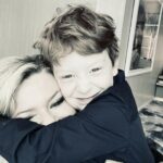 Emily Symons Instagram – Loving my Mother’s Day squeezy cuddles 💙🥰🤗 ➡️ 😂 Love being your Mummy Hen 💙
