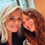 Emily Symons Instagram - Happy Friday 🥳 Had a lovely lunch with my beautiful @georgieparker today 🙌🏼 Absolutely can’t wait to see you on stage this weekend 🎭🥰👏🏼 @ensembletheatre #rhinestonerexandmissmonica #homeandaway