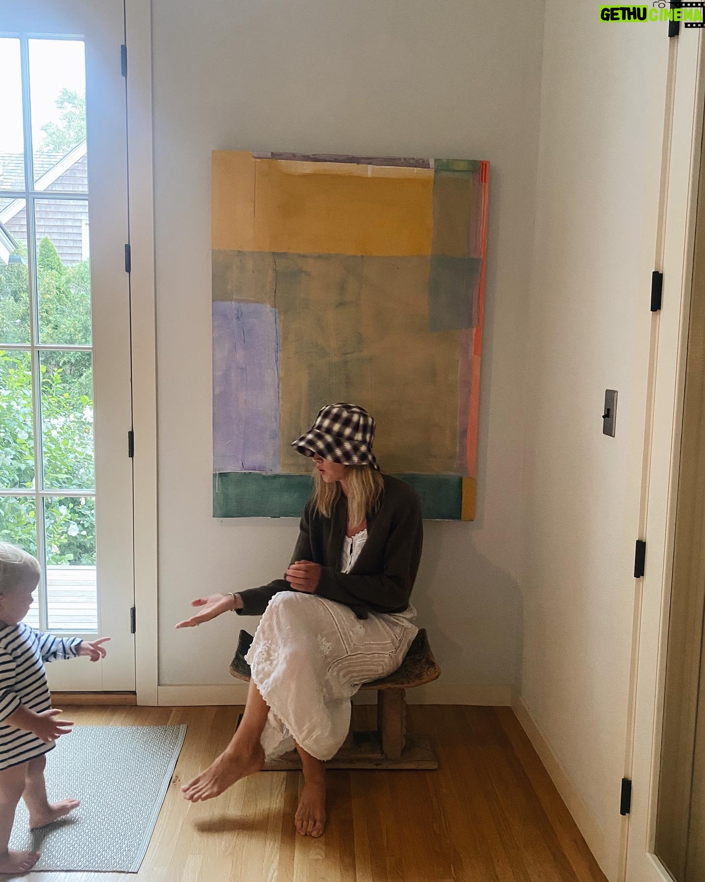 Emily Wickersham Instagram - arty party
