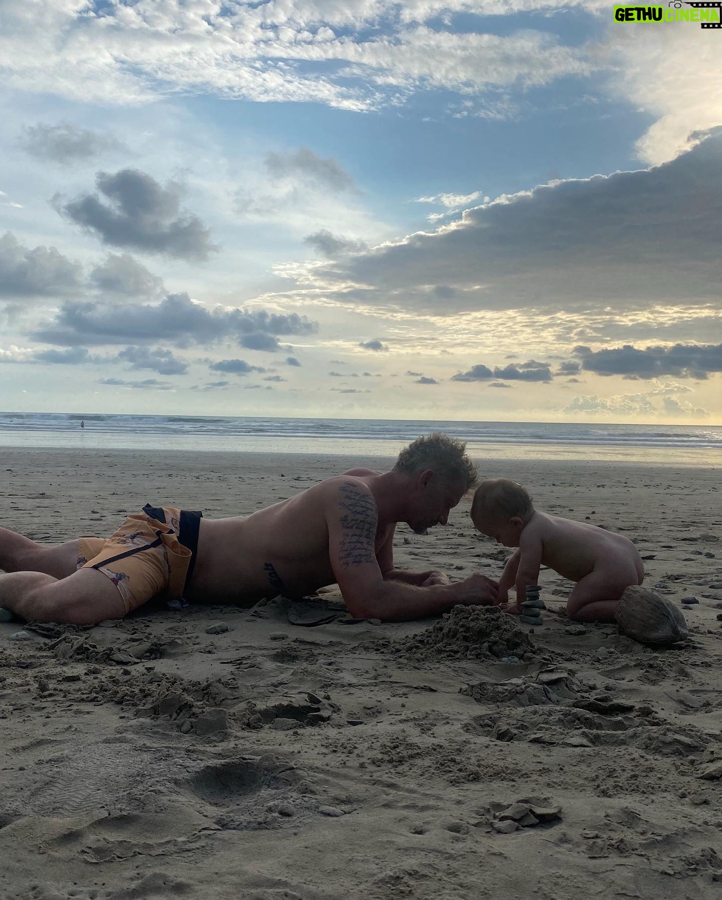 Emily Wickersham - 20.6K Likes - Happy birthday to this very hot handsome kind loving smart man and the captain of our ship
Thank you for flipping my world upside down
I love you @jamesbadgedale 🎈