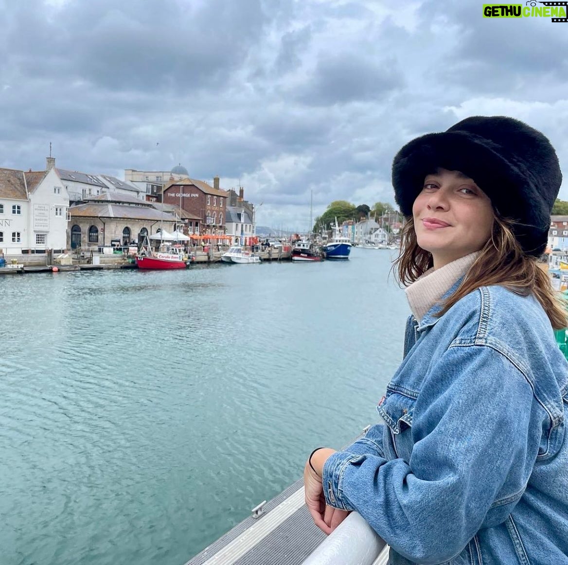 Emma Appleton - 8.1K Likes -