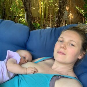 Emma Bell Instagram - So beyond grateful that I can do this for/with my child. For #breastfeedingweek I think we need to stop and recognize that the female body is miraculous. Whether you breast/chest or bottle feed your baby the dedication and love that goes into feeding our children needs to be more highly valued. Breastfeeding is not always an easy journey. In fact more women than not, myself included, have struggled with it. So since it’s hard enough, let’s normalize it so we don’t have to feel shamed by people who want to sexualize or judge this sacred act of motherhood.