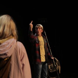 Emma Bones Instagram - ❤️❤️❤️❤️vi fikk spille teater endelig jippi❤️❤️❤️❤️❤️❤️❤️
 «Herons» av Simon Stephens med @sindreaskildheim

Foto: @chimsen