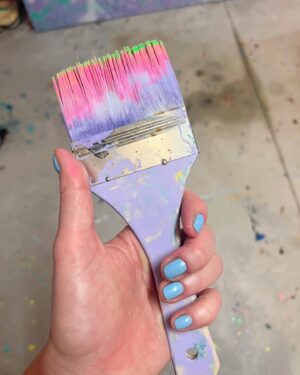 Emma Booth Instagram - Now ain’t that pretty!!! Maybe I should frame my brushes 🧑‍🎨 
.
.
.
.
.
.
#art
