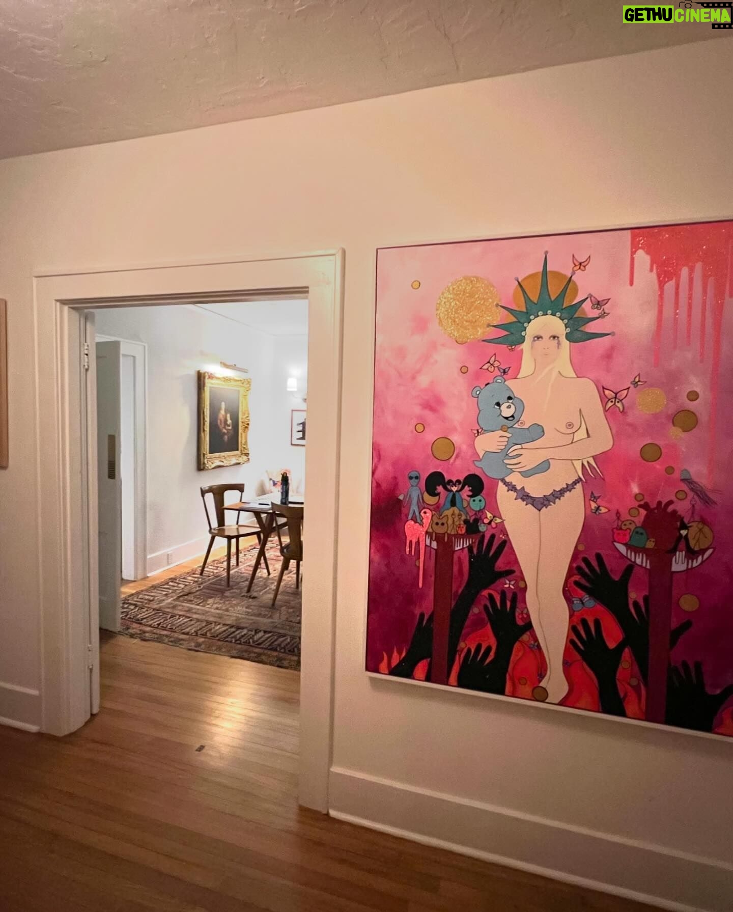 Emma Booth - 3 Likes - “Metamorphosis” in her new home!!!! 💘🙌🏻.. Congrats Brie and Mike Pena!!
.
.
.
#emmaboothart