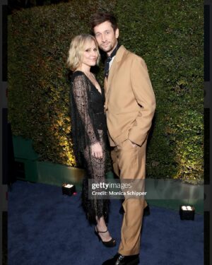 Emma Caulfield Ford Instagram - We went out. @zeyneptosunofficial (dress) @ejaf @dolcegabbana (shoes) @iamlindsayflores (style) @lisadempseymakeup (hair and makeup❤️) @palpublicrelations @markleslieford @armadapartners
