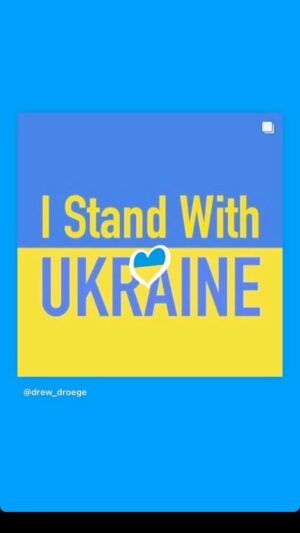 Emma Caulfield Ford Instagram - Don’t think for a second Putin will stop. We must crush him in every way possible. CRUSH HIM.  #fuckputin #istandwithukraine