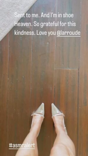 Emma Caulfield Ford Instagram - Love the way my silver pumps sound on the hardwood floor. @larroude 🩶 thank you for this amazing gift. #grateful #asmr