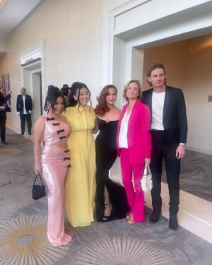 Emma Hunton Instagram - Always such a fun time with @glaad thank you for your constant support of @goodtrouble 
Styled by the queen herself @lauraschuffman 
Dress: @temraza 
Earrings: @jamieturnerdesigns 
Ring: @sarahojewelry