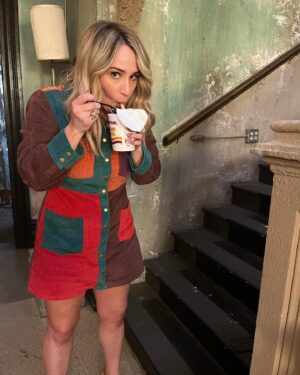 Emma Hunton Instagram - Send noods. Watch the season premiere of @goodtrouble tomorrow on @freeform or the next day on @hulu 
Season 5 powered by cup of noodles.