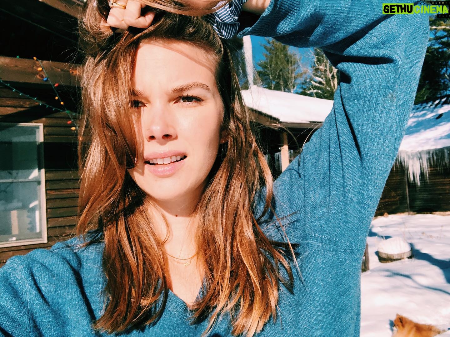 Emma Ishta - 2.4K Likes - But make it casual