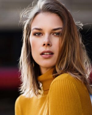 Emma Ishta Instagram - 📸 @shotbymcmanus