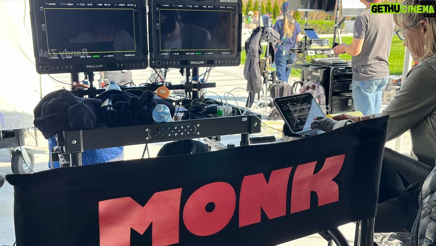 Emma Ishta - 1.3K Likes - Earlier this year I had the great pleasure of working alongside these (and more!) wonderful people on Mr Monk’s Last Case: A Monk Movie out TOMORROW December 8th on @peacock
It’s hilarious and moving and I haven’t laughed so hard since the quaalude scene in Wolf of Wall Street.
#monkmovie