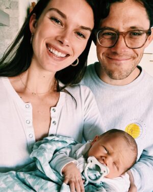 Emma Ishta Instagram - Title: 24 Hrs
Alternative: La Reunion a la Stitchers
Alternative 2: Kyle and Stef Had A Baby!
Alternative 3: I Will Never Stop Trolling Kyle