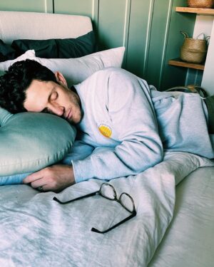 Emma Ishta Instagram - Title: 24 Hrs
Alternative: La Reunion a la Stitchers
Alternative 2: Kyle and Stef Had A Baby!
Alternative 3: I Will Never Stop Trolling Kyle