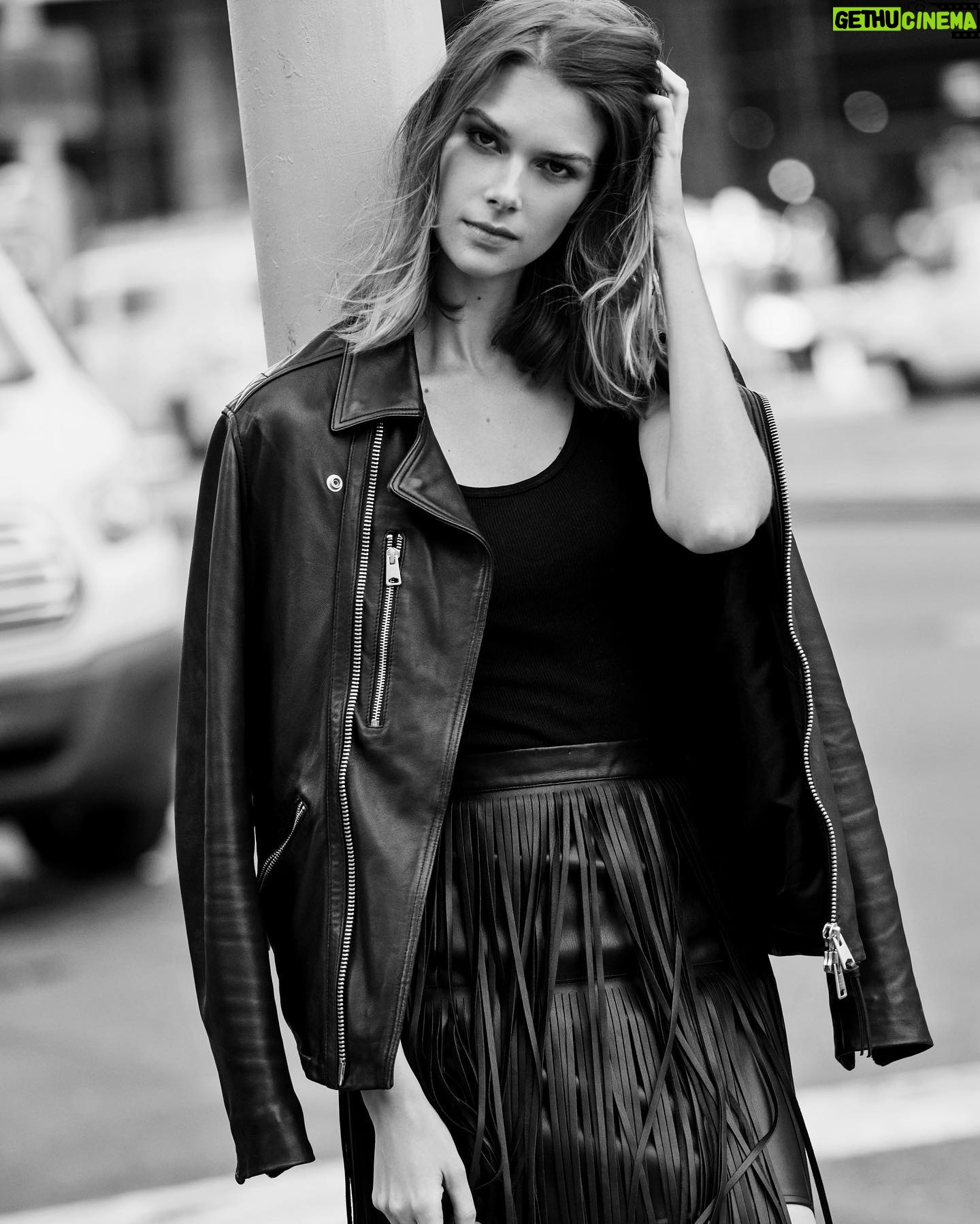 Emma Ishta - 2.8K Likes - 📸 @shotbymcmanus