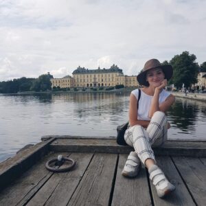 Emma Lahana Instagram - new house who dis
🇸🇪 #sweden