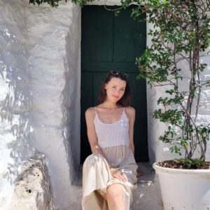 Emma Lahana Instagram - the door(s)