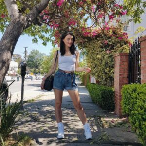 Emma Lahana Instagram - mum/mom jorts 👖