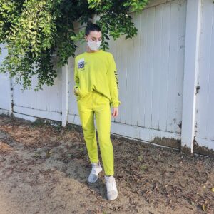 Emma Lahana Instagram - “Could I BE wearing any more clothes?” - Chandler Bing

Tracksuit by @urlazh #supportsmallbusiness