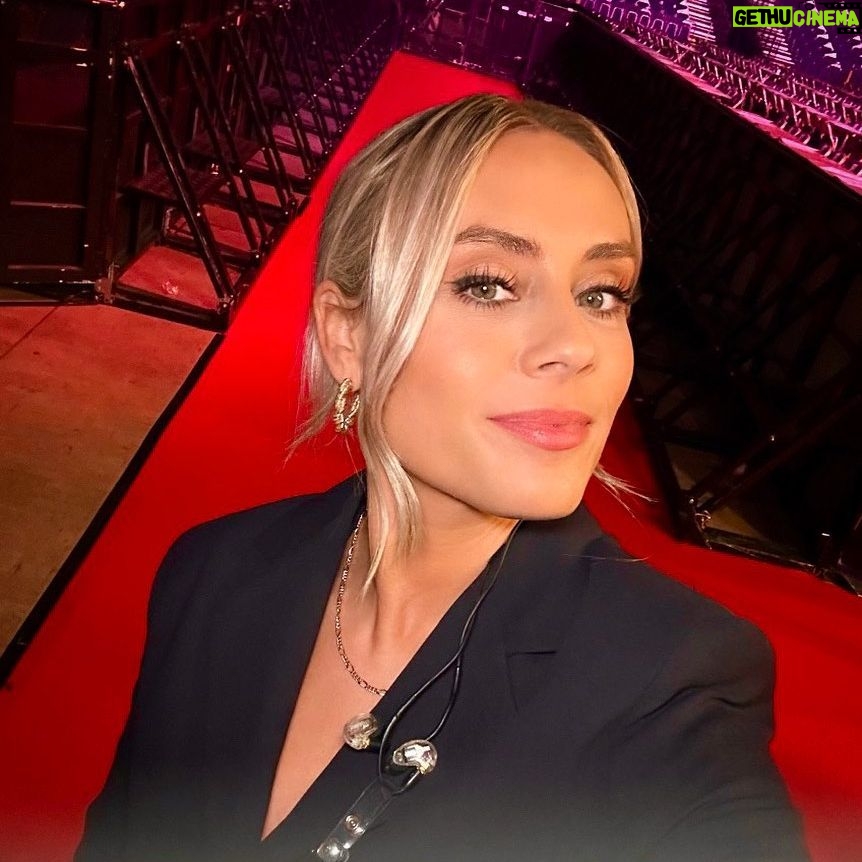 Emma-Louise Paton Instagram - Premier League Darts 🥰