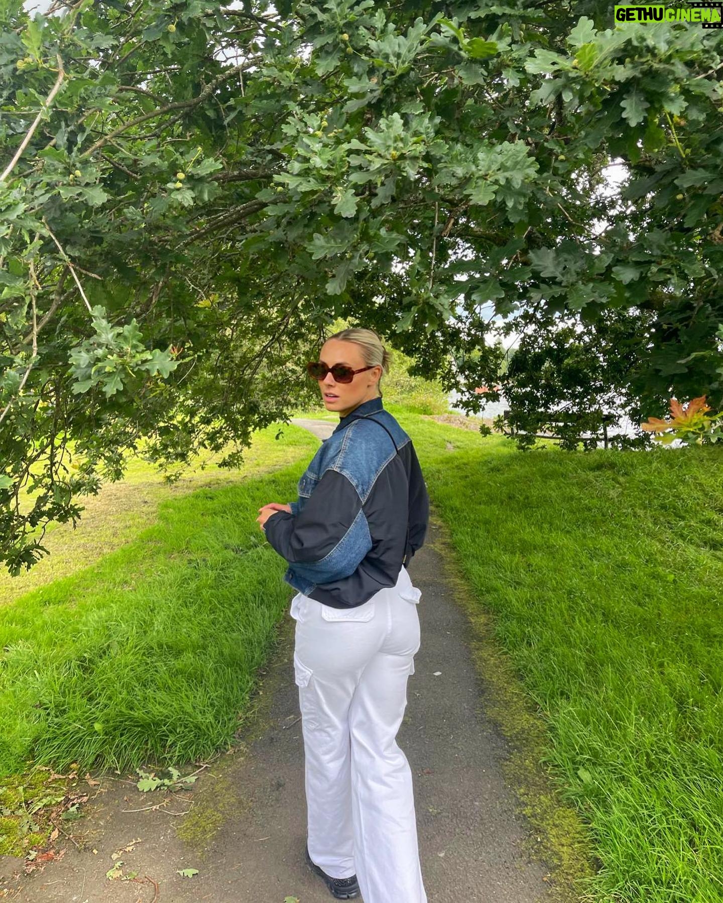 Emma-Louise Paton Instagram - Leo szn in @taylormorrisofficial 🤍